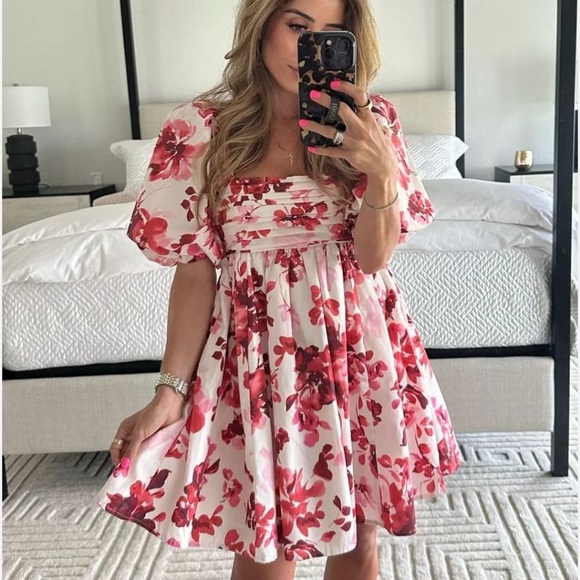 Abercrombie & Fitch Dresses & Skirts - NWT Abercrombie & Fitch Emerson Floral Red Dress